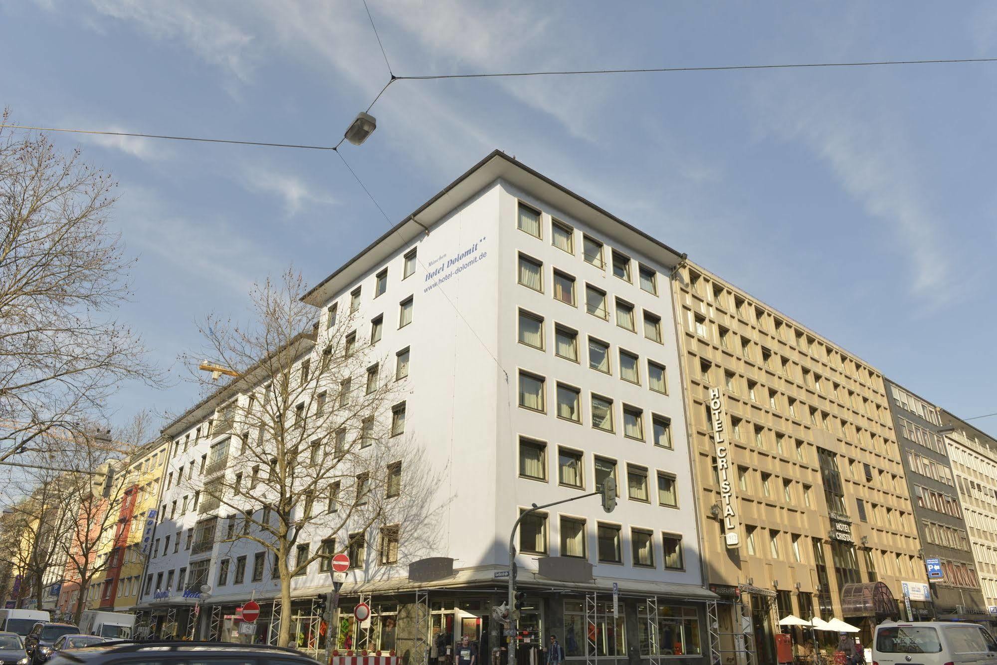 Dolomit Hotel München
